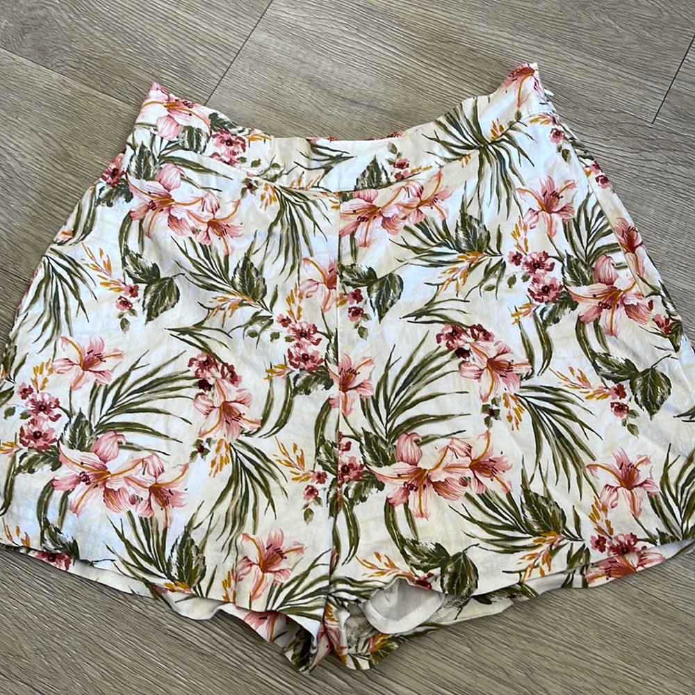 Abercrombie & Fitch Tropical Shorts
